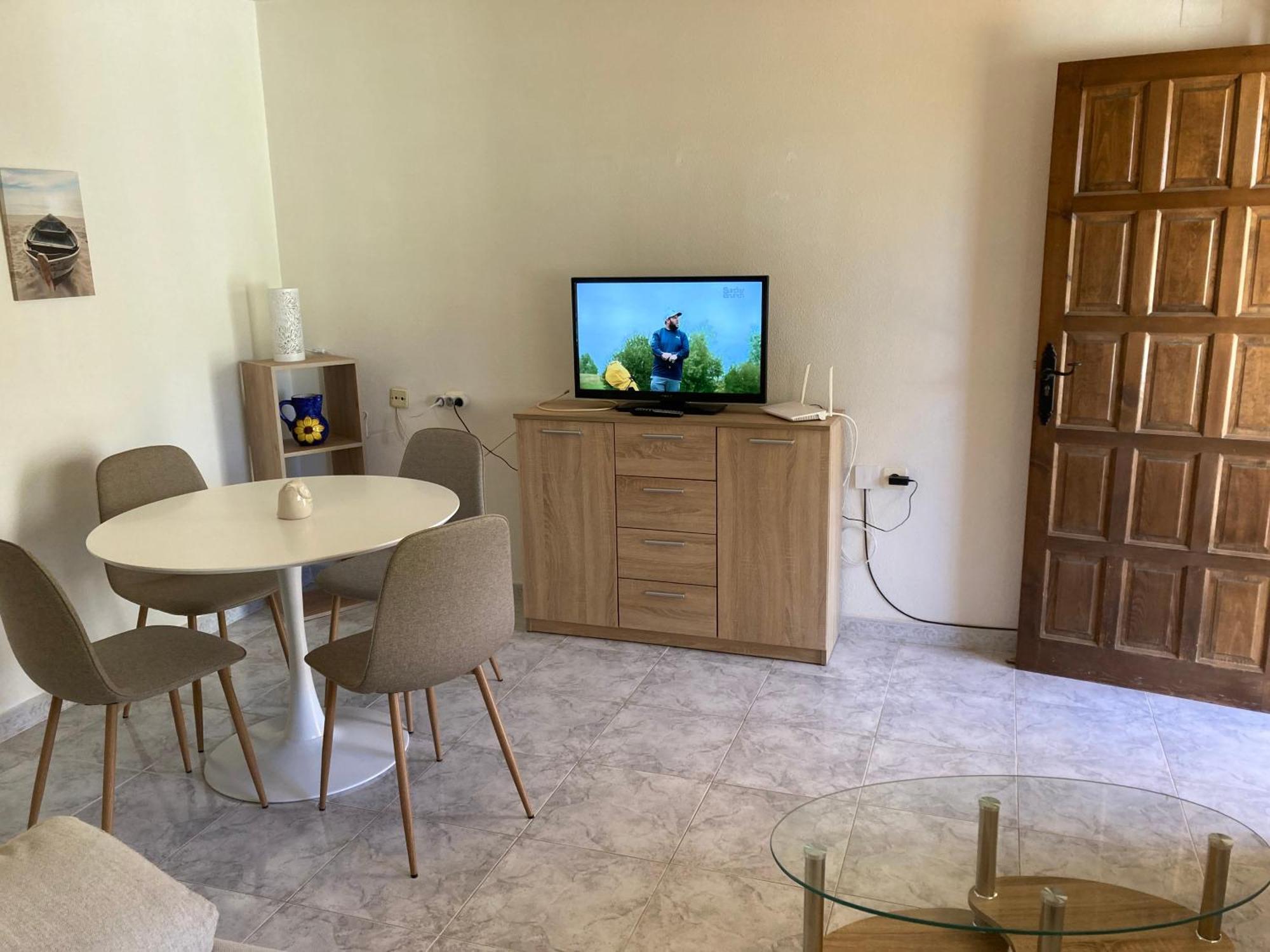 Villa Martin Secure Complex Two Bed Apartment With Access To Six Pools ซานมิเกล เด ซาลีนาส ภายนอก รูปภาพ